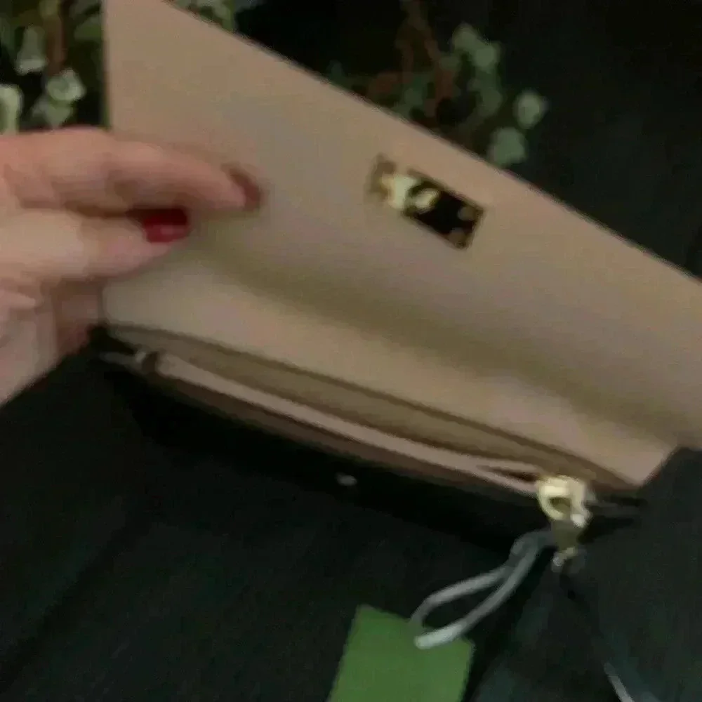 KATE SPADE WRISTLET BLACK NWT